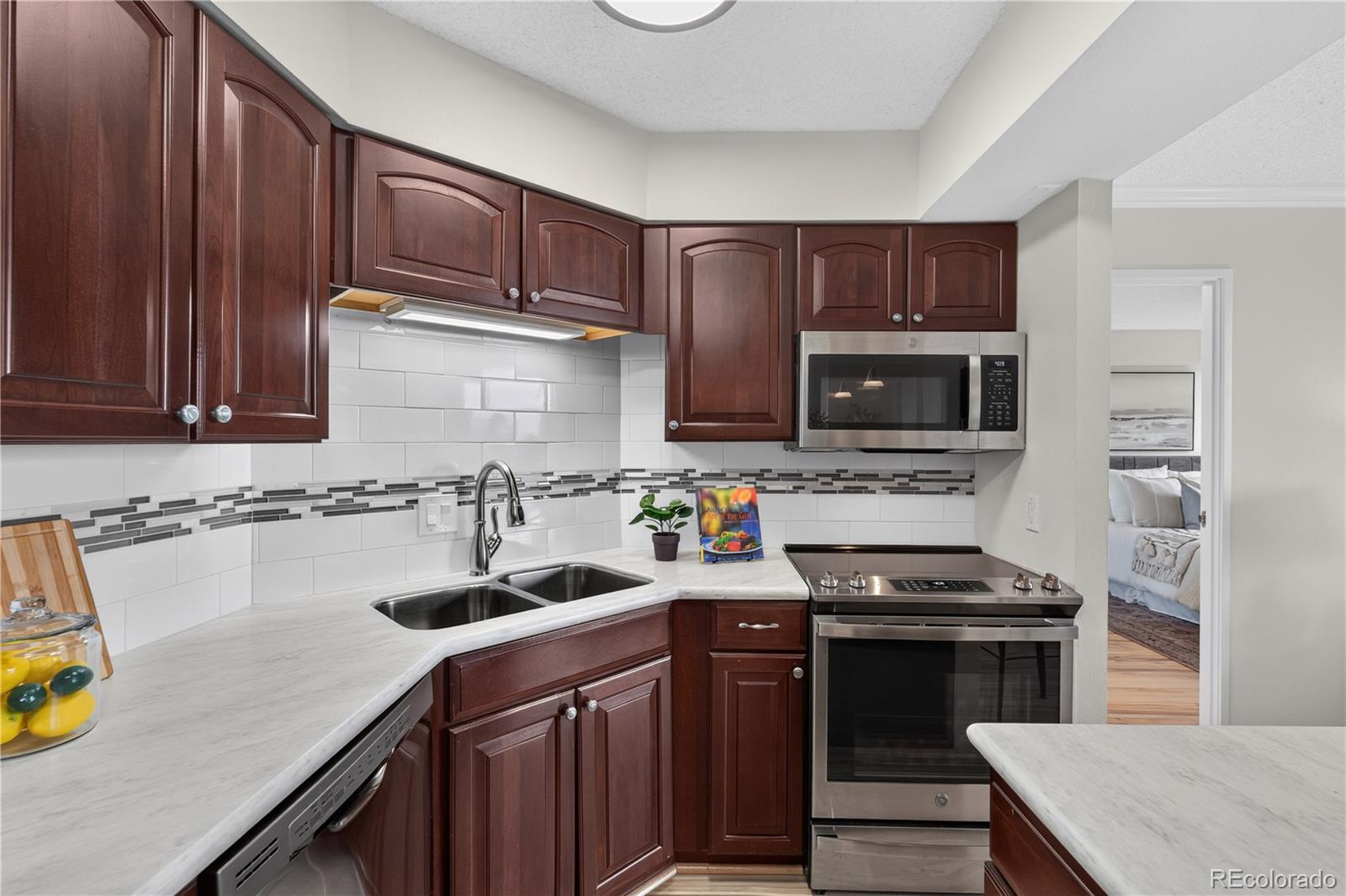 MLS Image #7 for 1301  speer boulevard,denver, Colorado