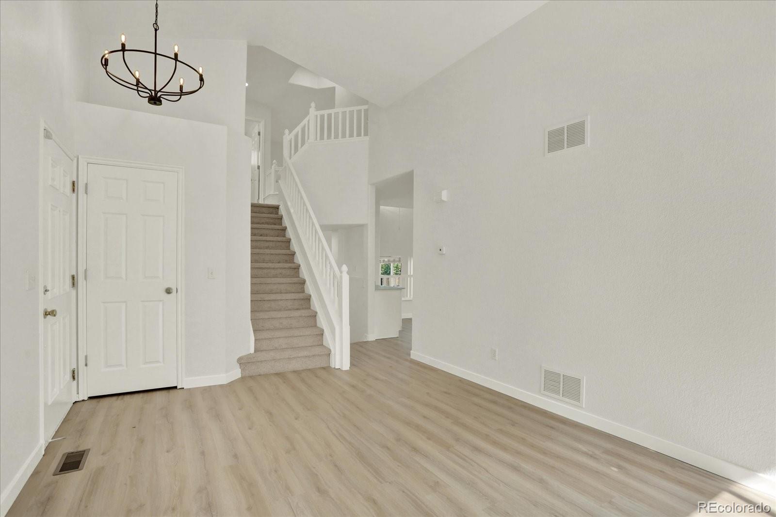 MLS Image #11 for 21121 e belleview place,aurora, Colorado