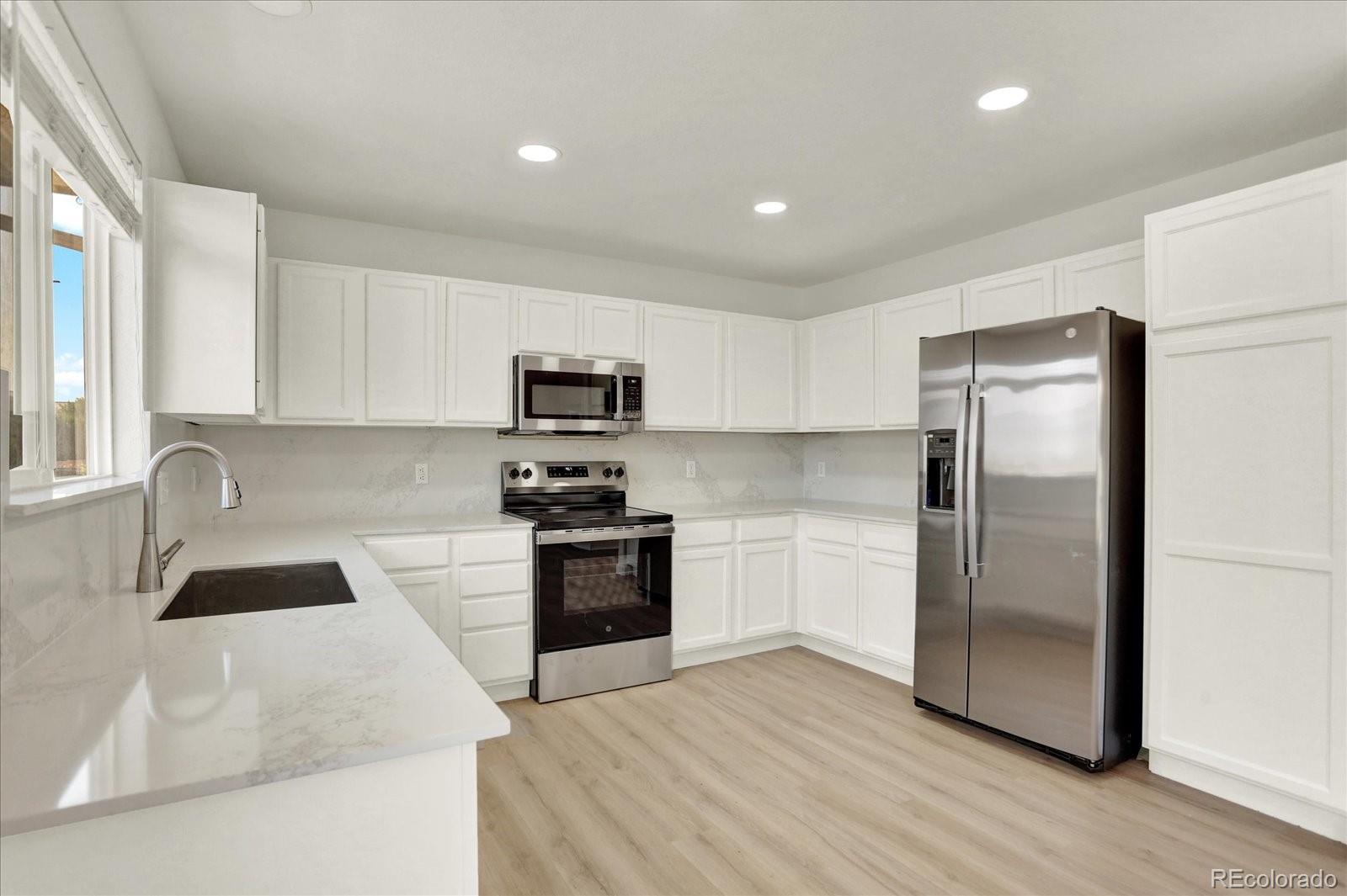 MLS Image #5 for 21121 e belleview place,aurora, Colorado