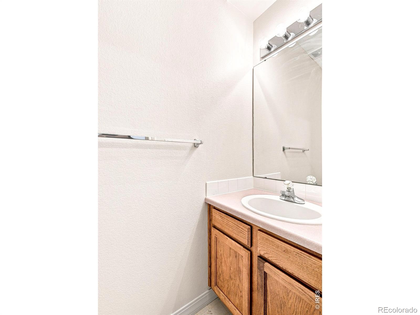 MLS Image #14 for 510 n parkside drive,longmont, Colorado