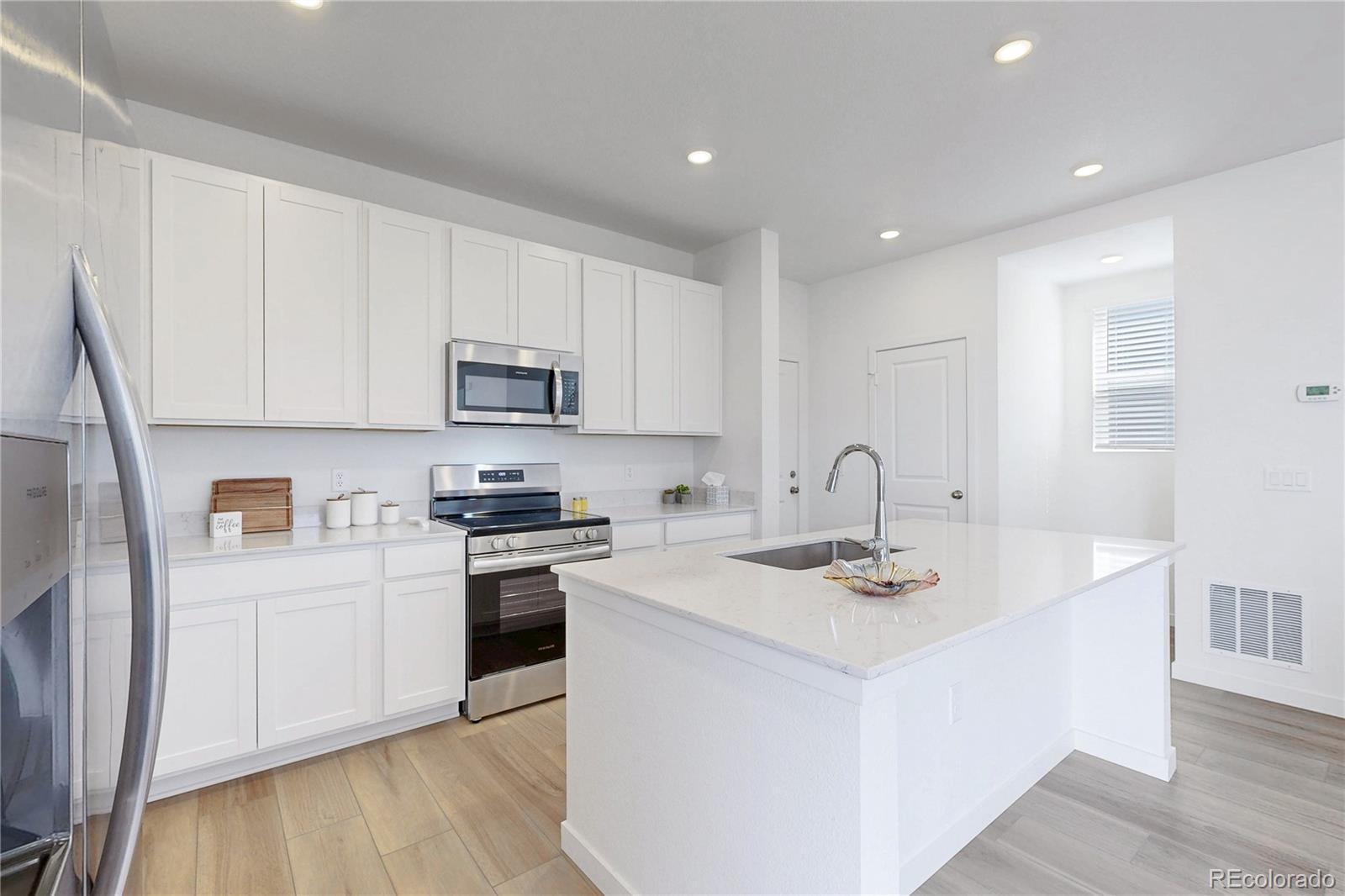 MLS Image #8 for 545  bennett avenue,bennett, Colorado