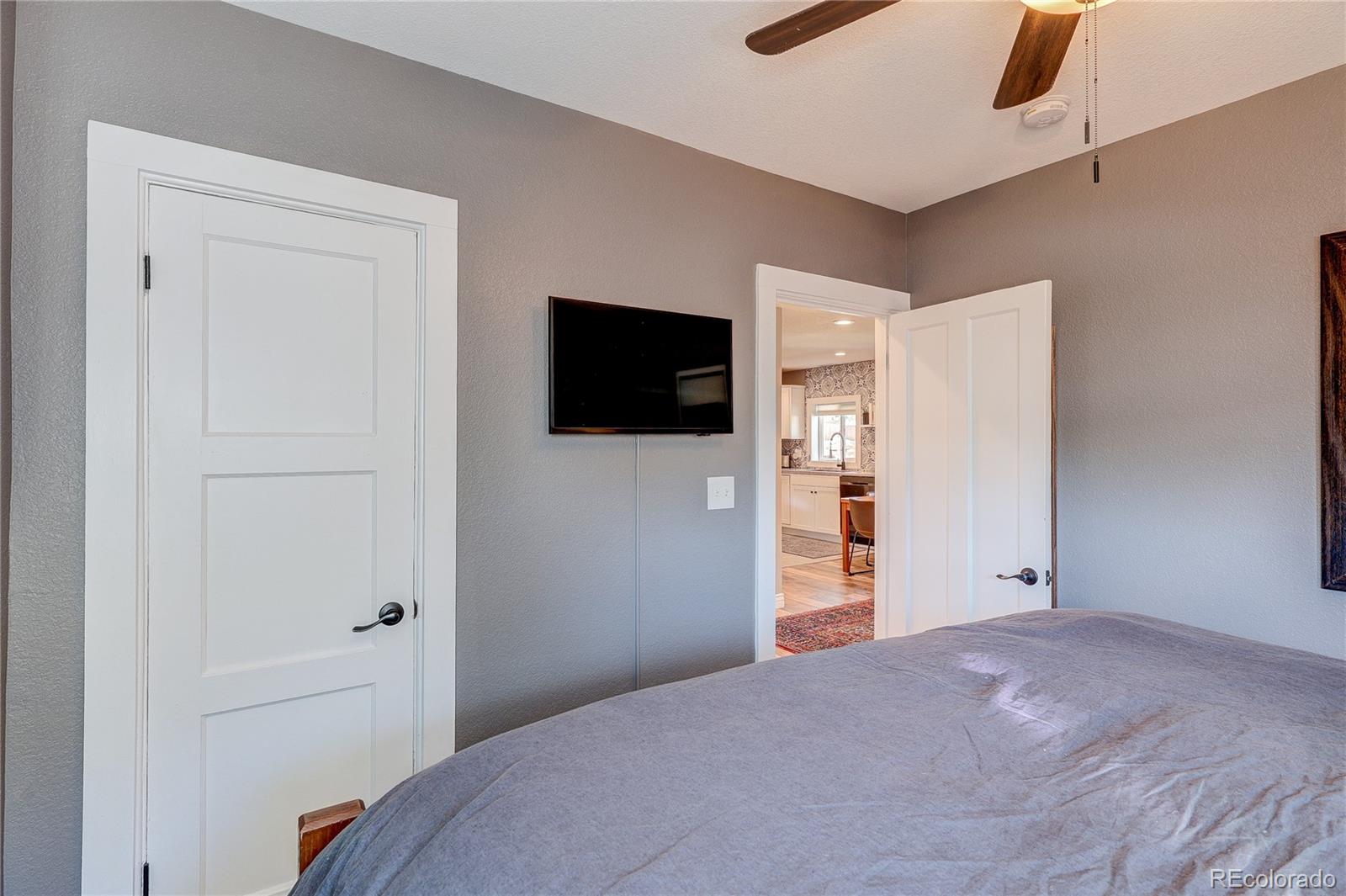 MLS Image #15 for 4680 s sherman street,englewood, Colorado