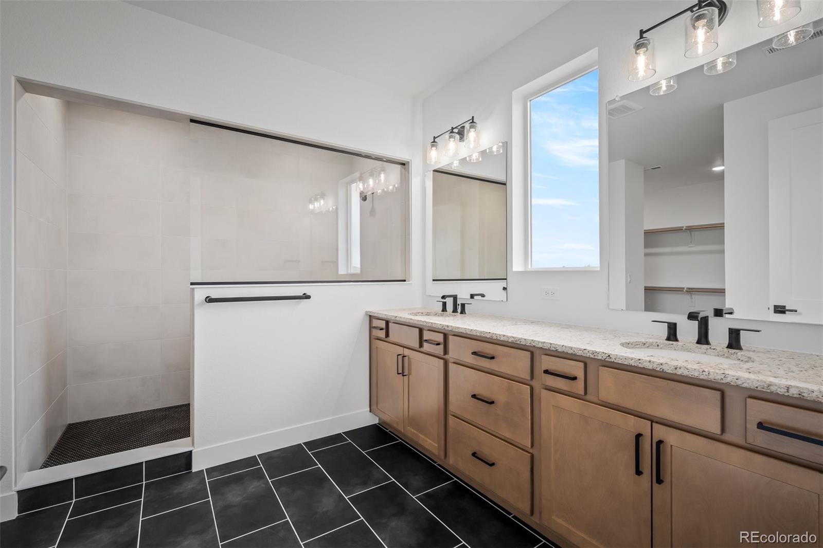 MLS Image #23 for 4405  peak crest view,colorado springs, Colorado