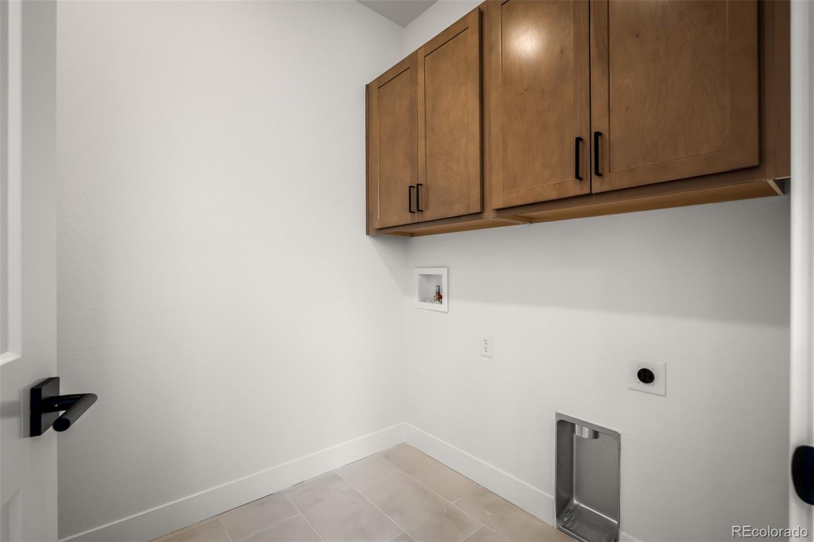 MLS Image #33 for 4405  peak crest view,colorado springs, Colorado