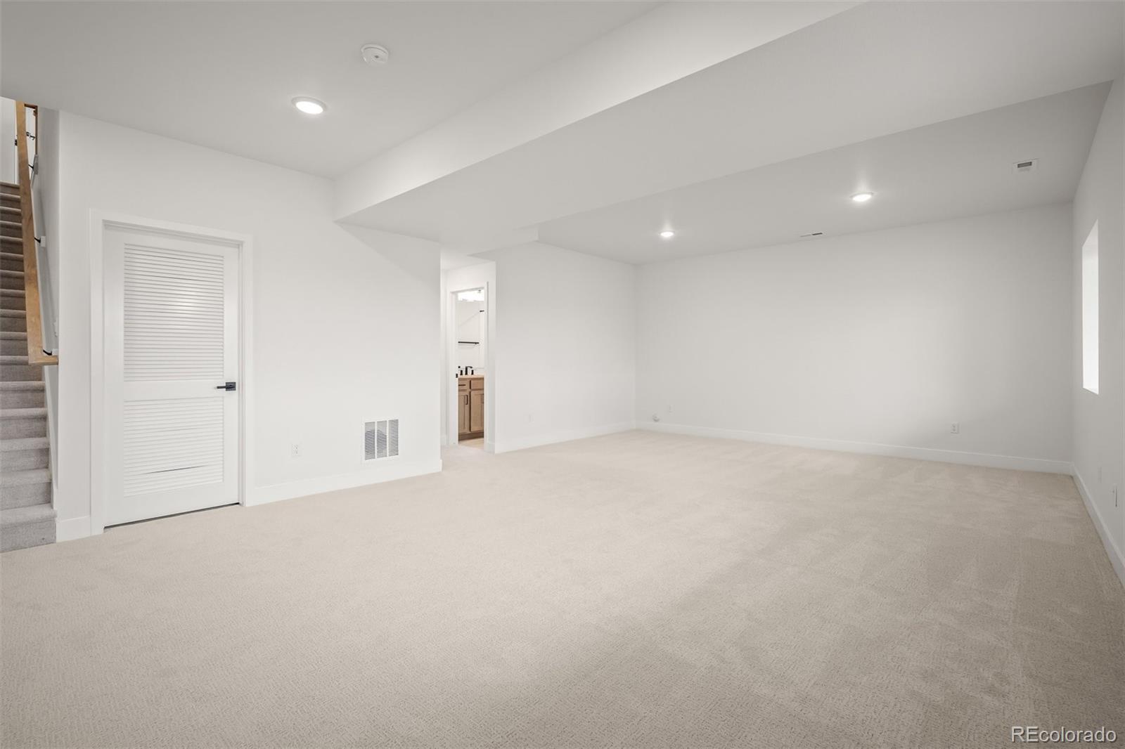 MLS Image #34 for 4405  peak crest view,colorado springs, Colorado