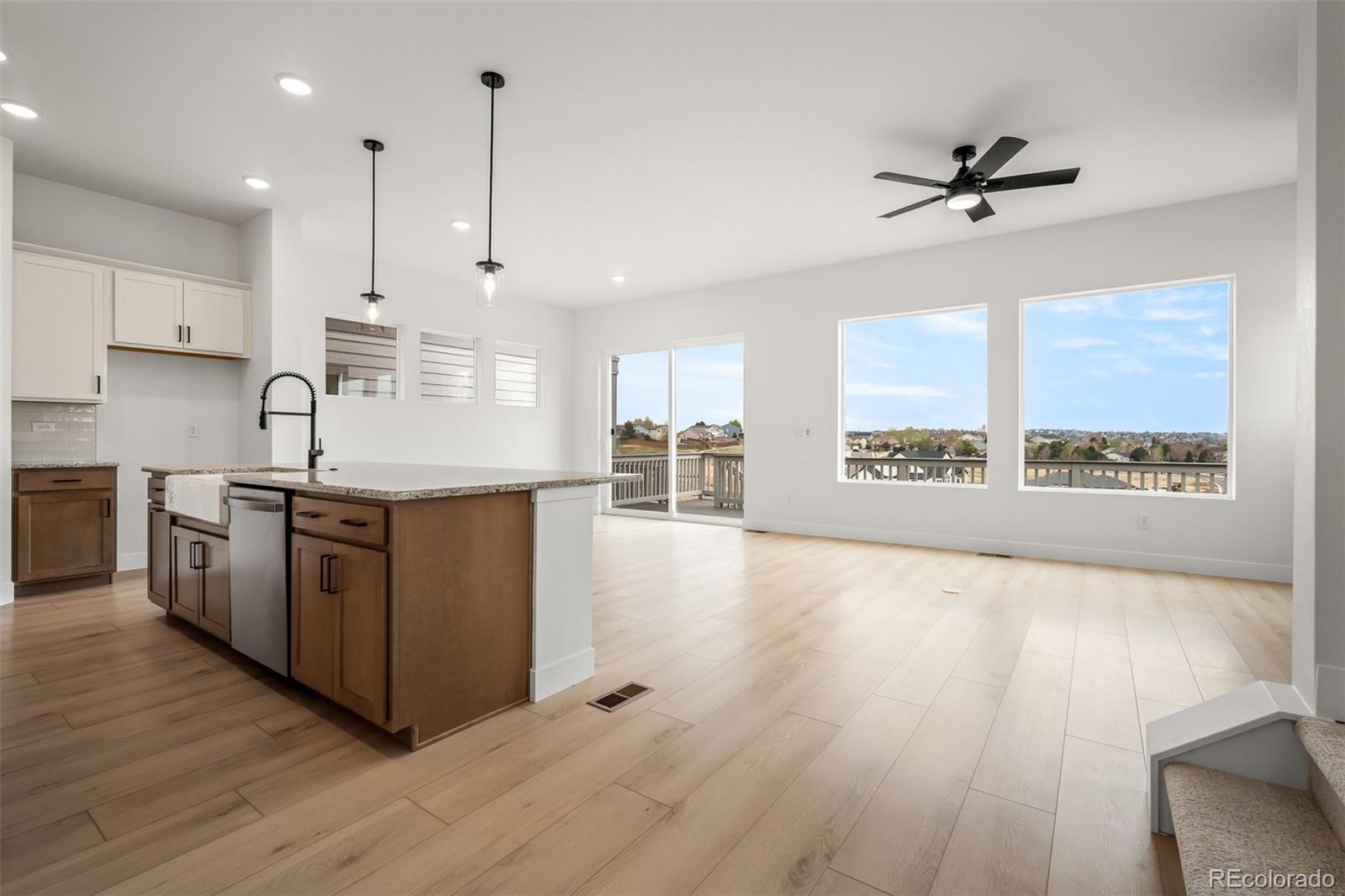 MLS Image #4 for 4405  peak crest view,colorado springs, Colorado