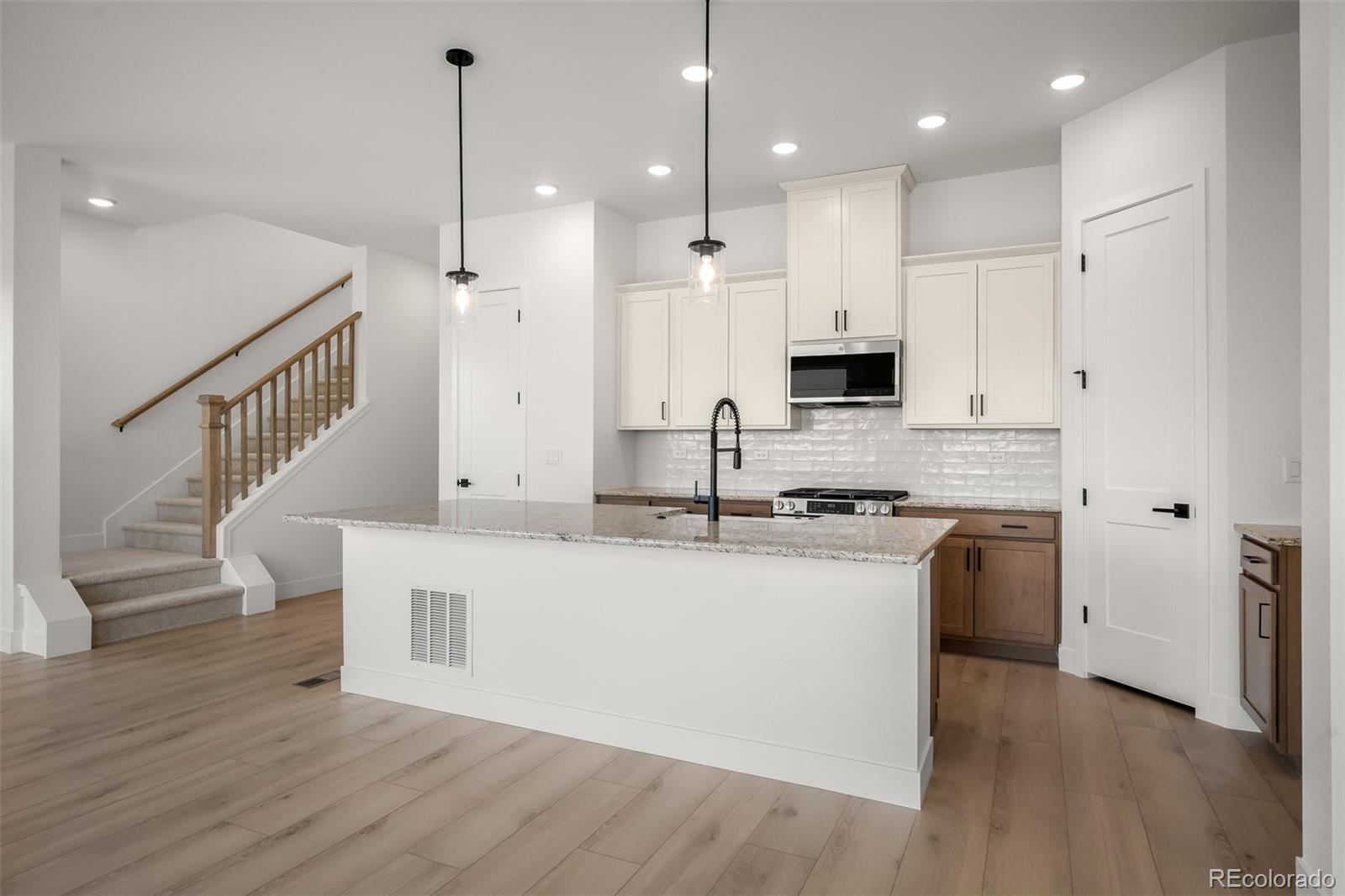MLS Image #7 for 4405  peak crest view,colorado springs, Colorado