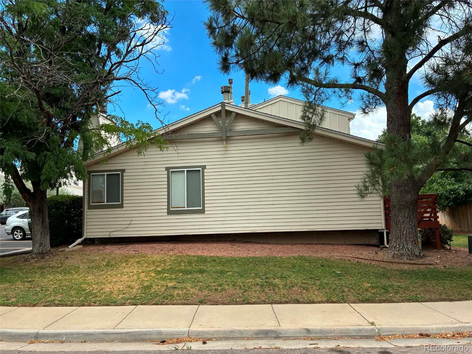 MLS Image #12 for 17670 e loyola drive,aurora, Colorado