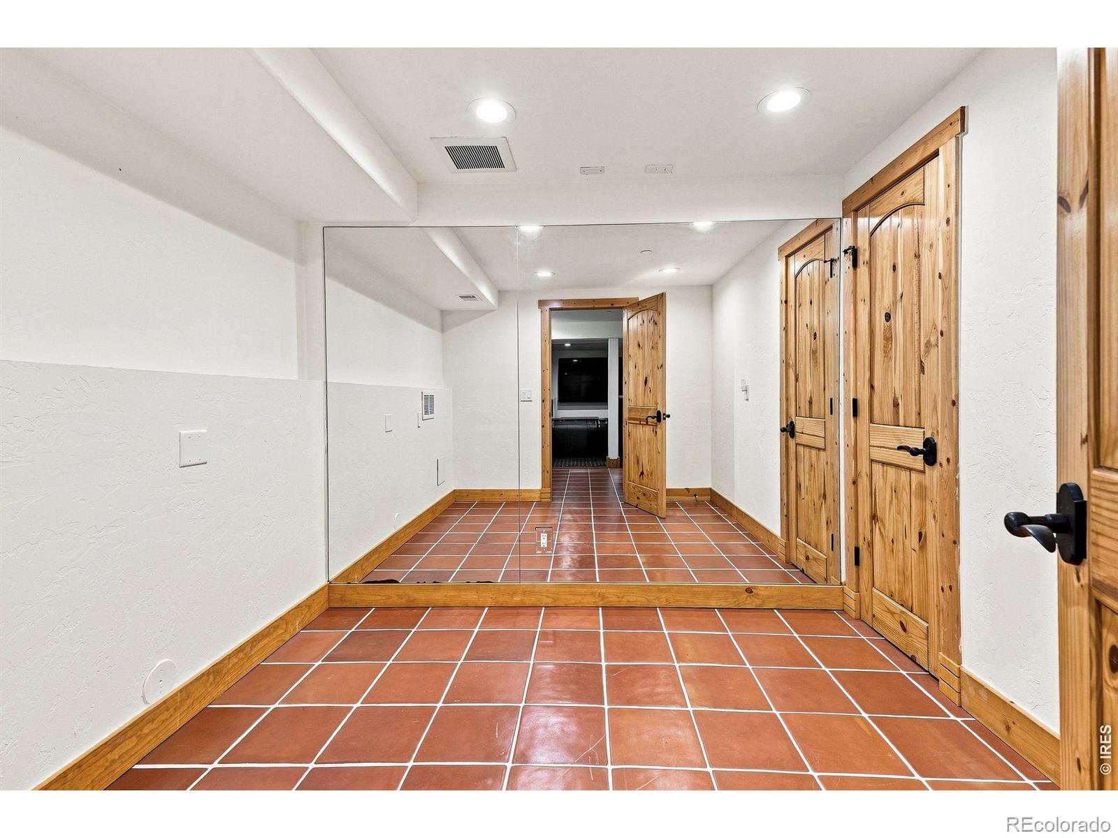 MLS Image #39 for 7088  indian peaks trail,boulder, Colorado