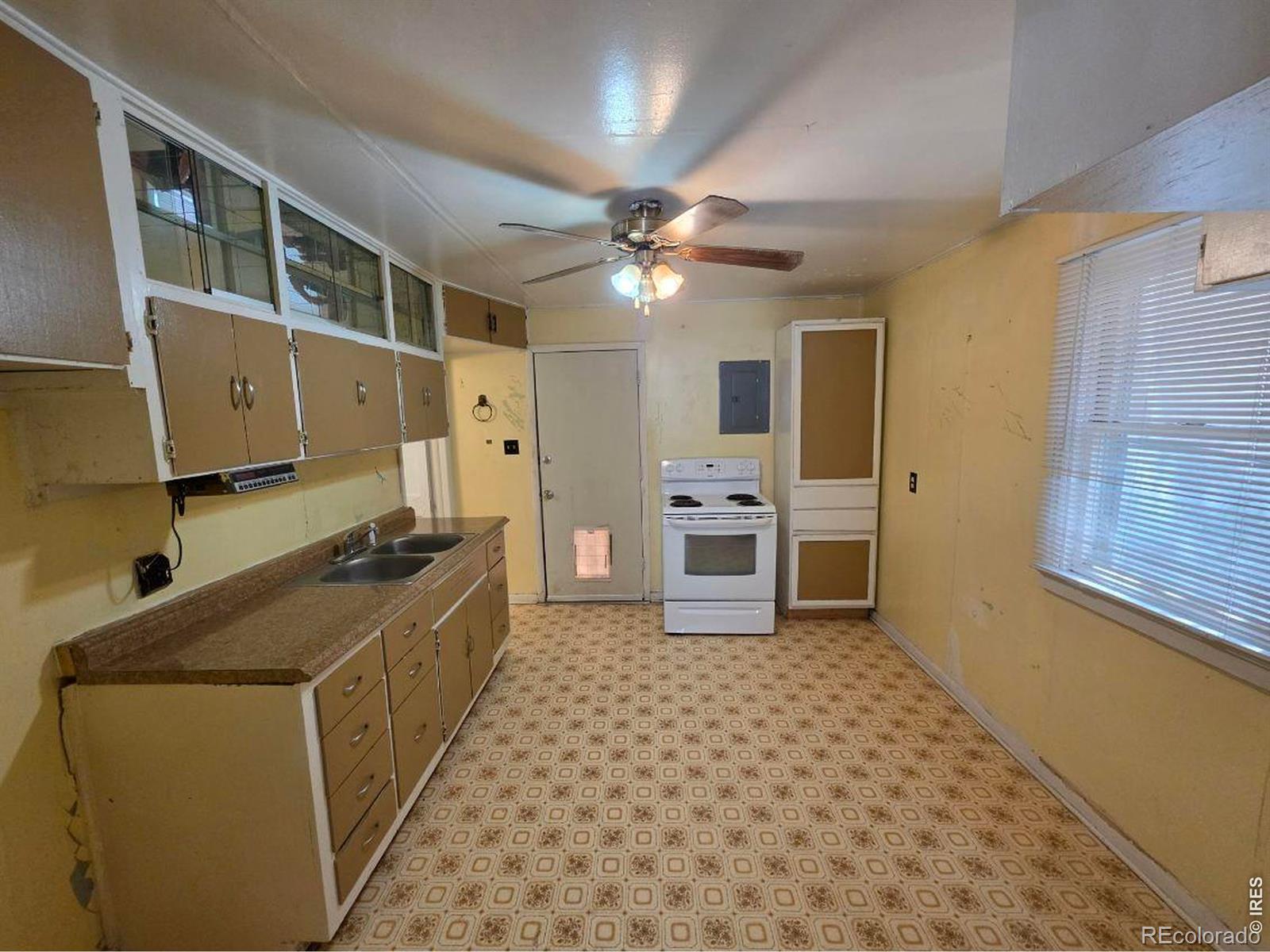 MLS Image #11 for 310 n 8th avenue,sterling, Colorado