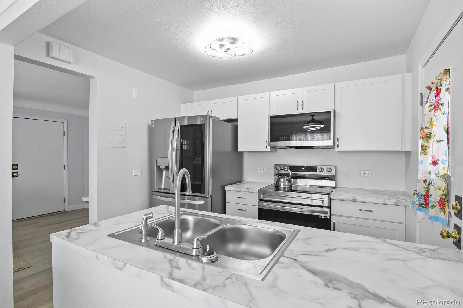 MLS Image #5 for 2656  pontiac street,denver, Colorado