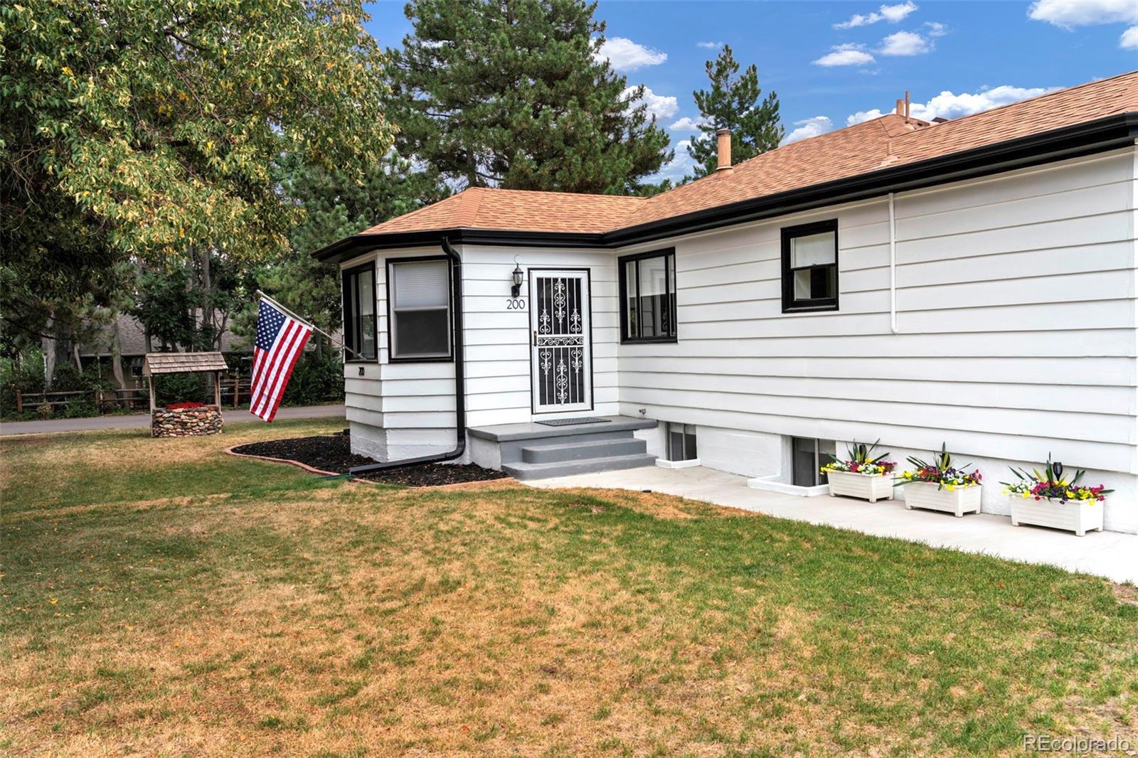 MLS Image #5 for 200 s newland street,denver, Colorado