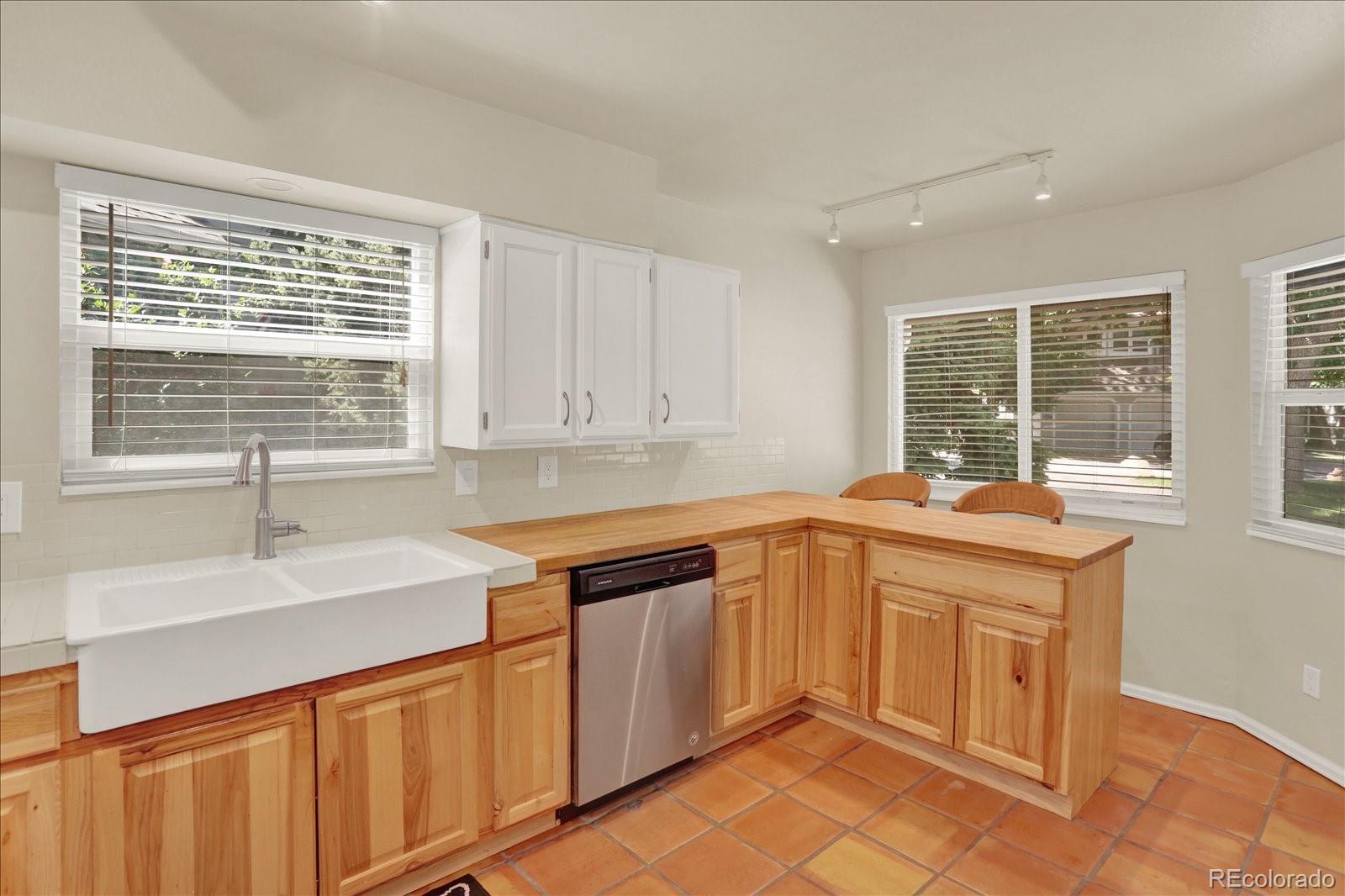 MLS Image #10 for 8024 s culebra peak ,littleton, Colorado
