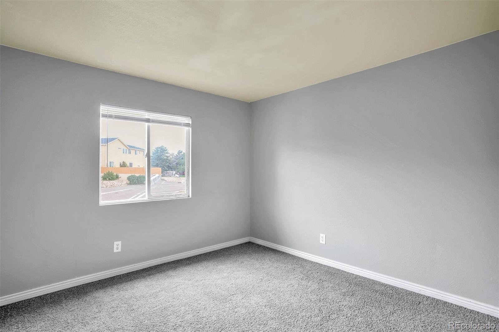 MLS Image #11 for 10211  ura lane 4-201,thornton, Colorado