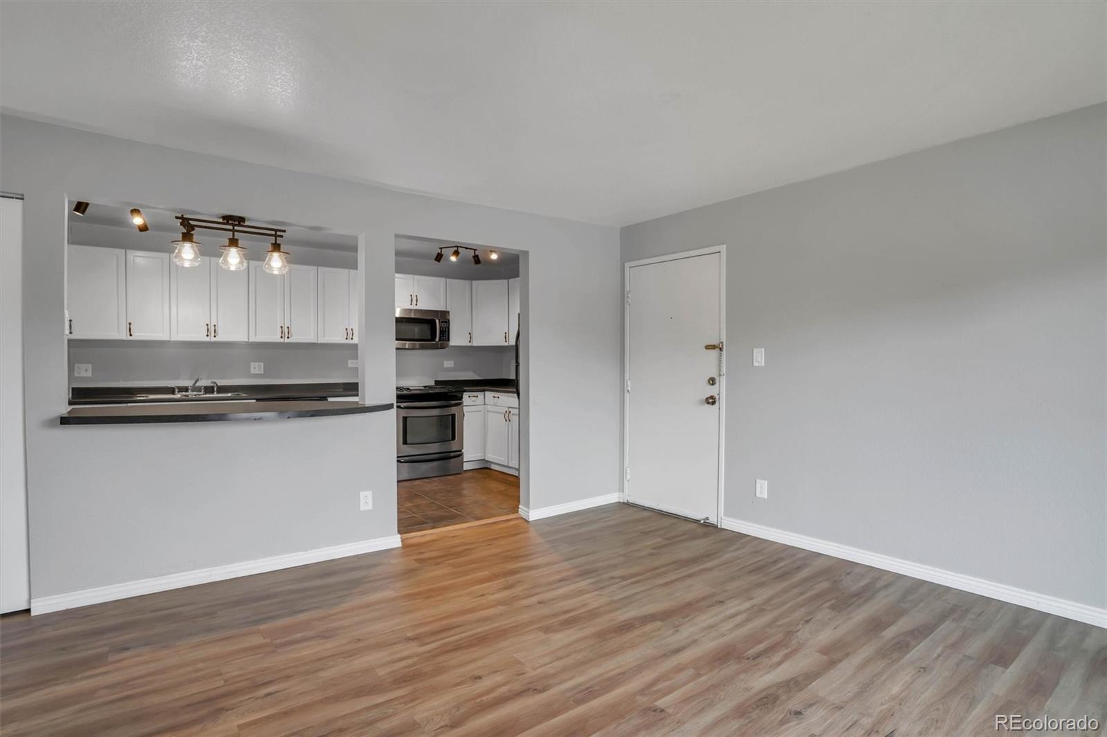 MLS Image #2 for 10211  ura lane 4-201,thornton, Colorado