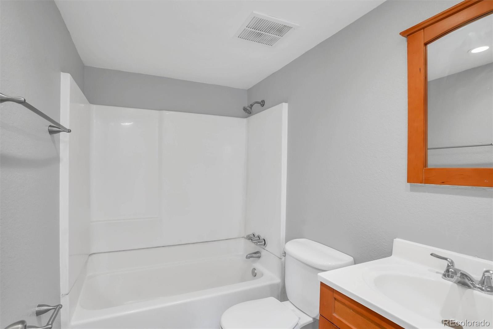 MLS Image #6 for 10211  ura lane 4-201,thornton, Colorado