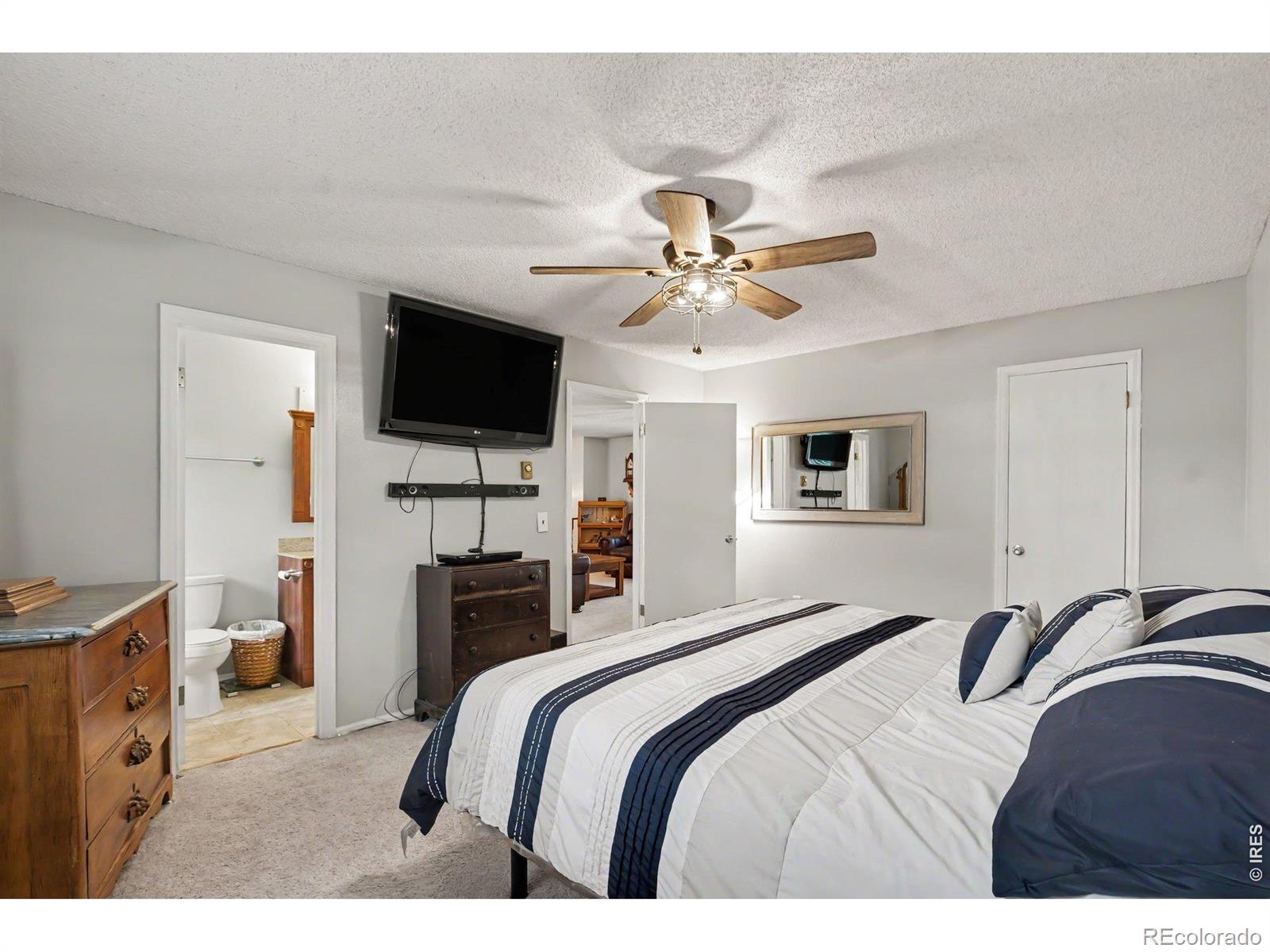 MLS Image #10 for 2113  bowen street,longmont, Colorado