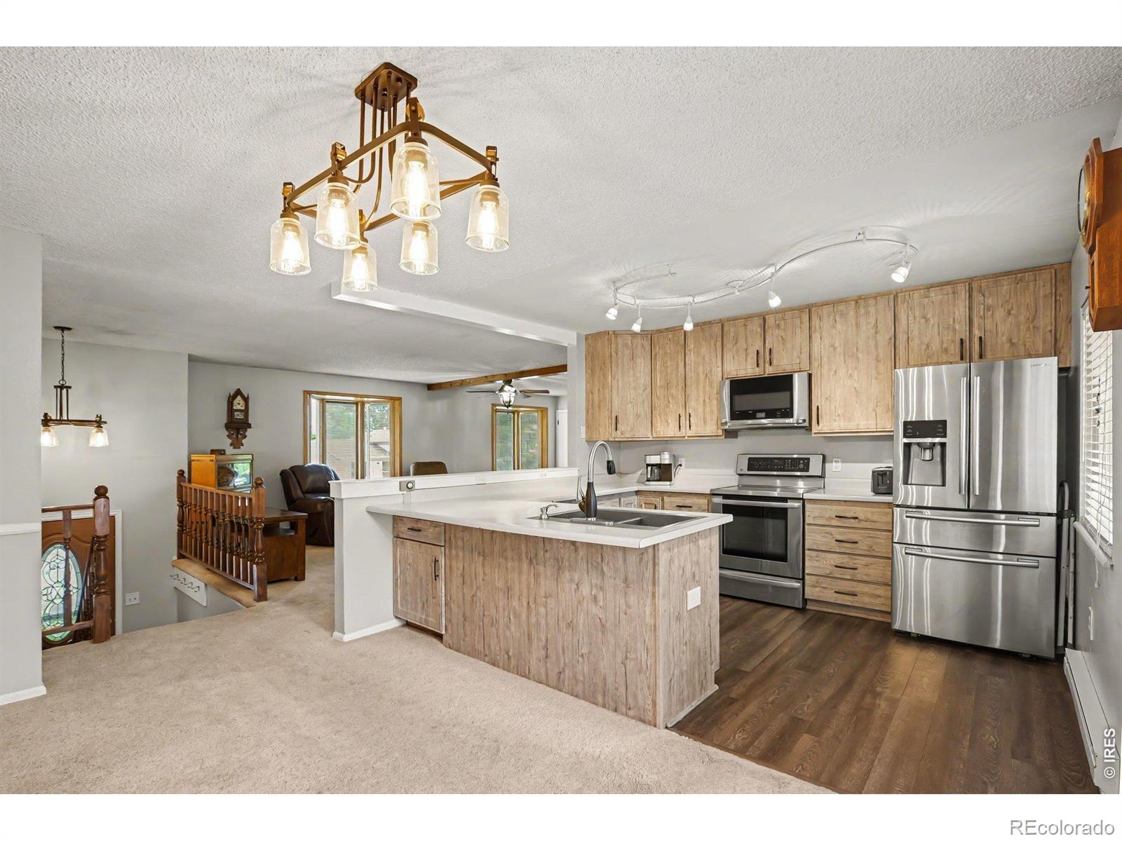 MLS Image #6 for 2113  bowen street,longmont, Colorado
