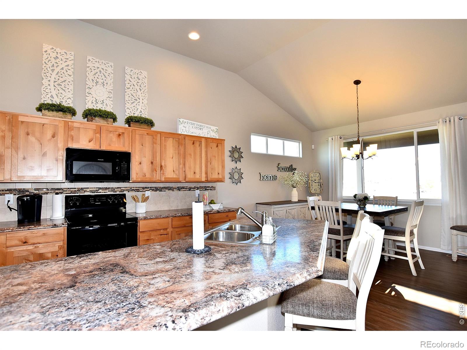 MLS Image #10 for 2382  juno lane,johnstown, Colorado
