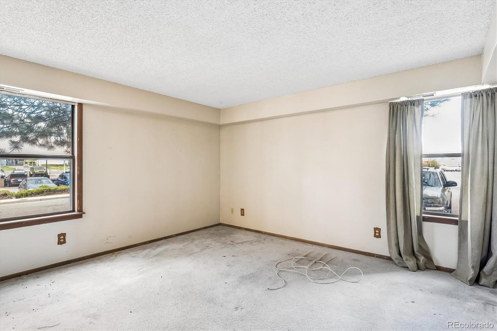 MLS Image #10 for 14465 e 1st drive,aurora, Colorado