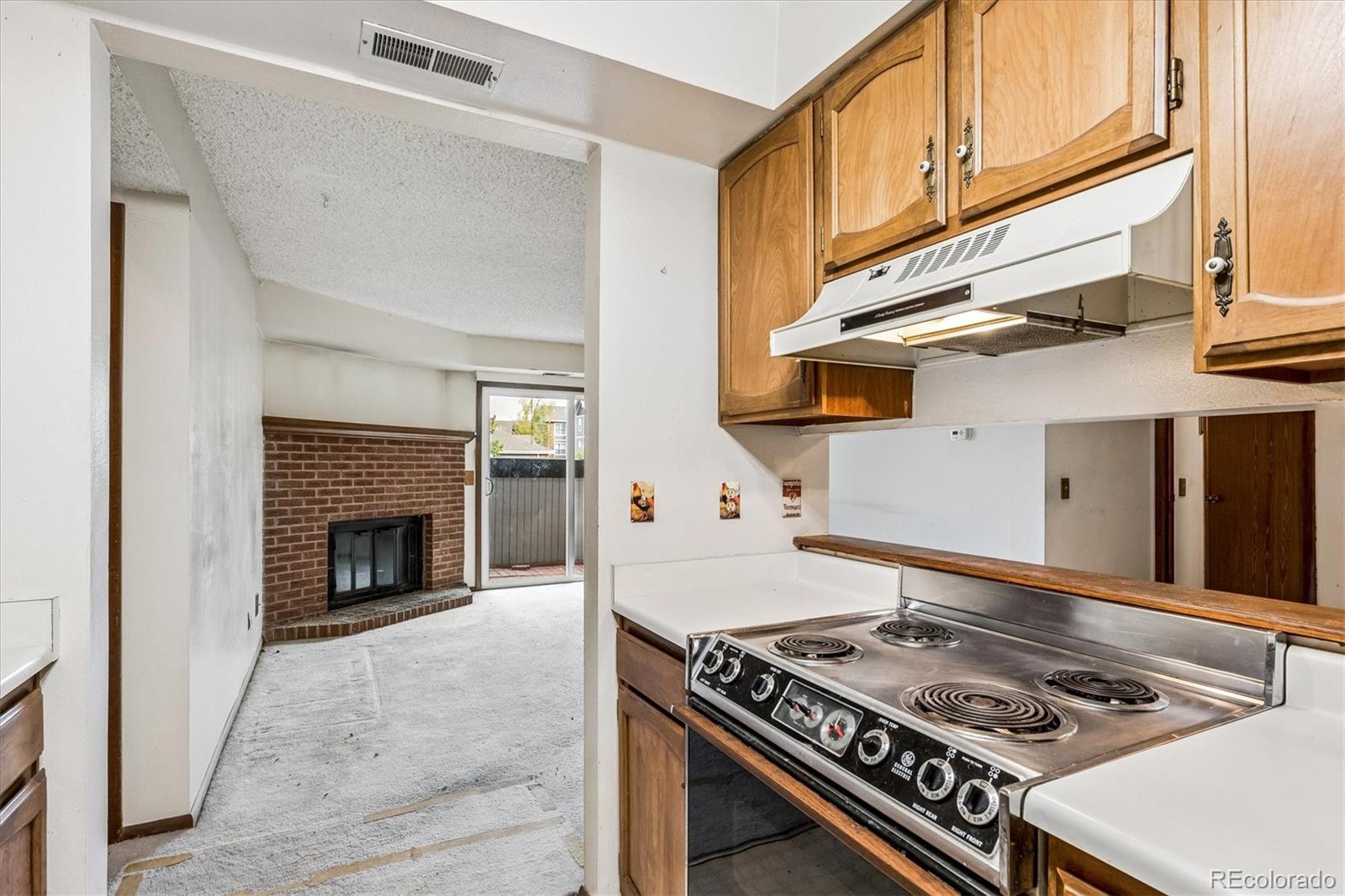 MLS Image #8 for 14465 e 1st drive,aurora, Colorado