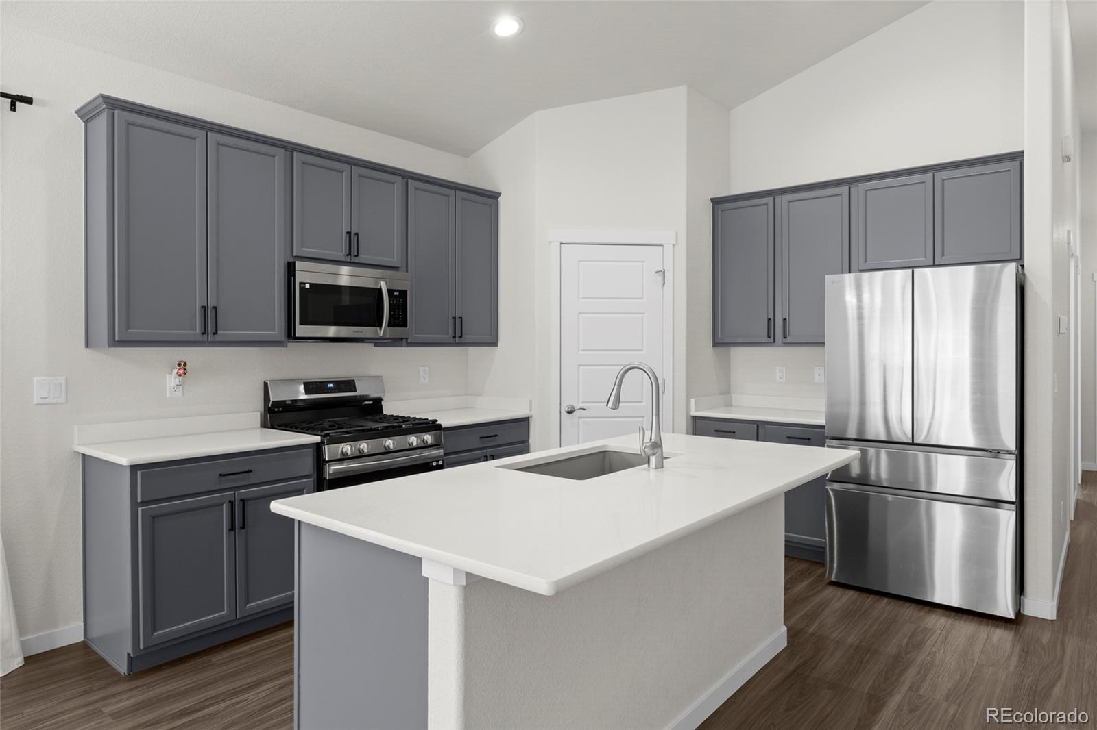 MLS Image #8 for 753  griffith street,brighton, Colorado