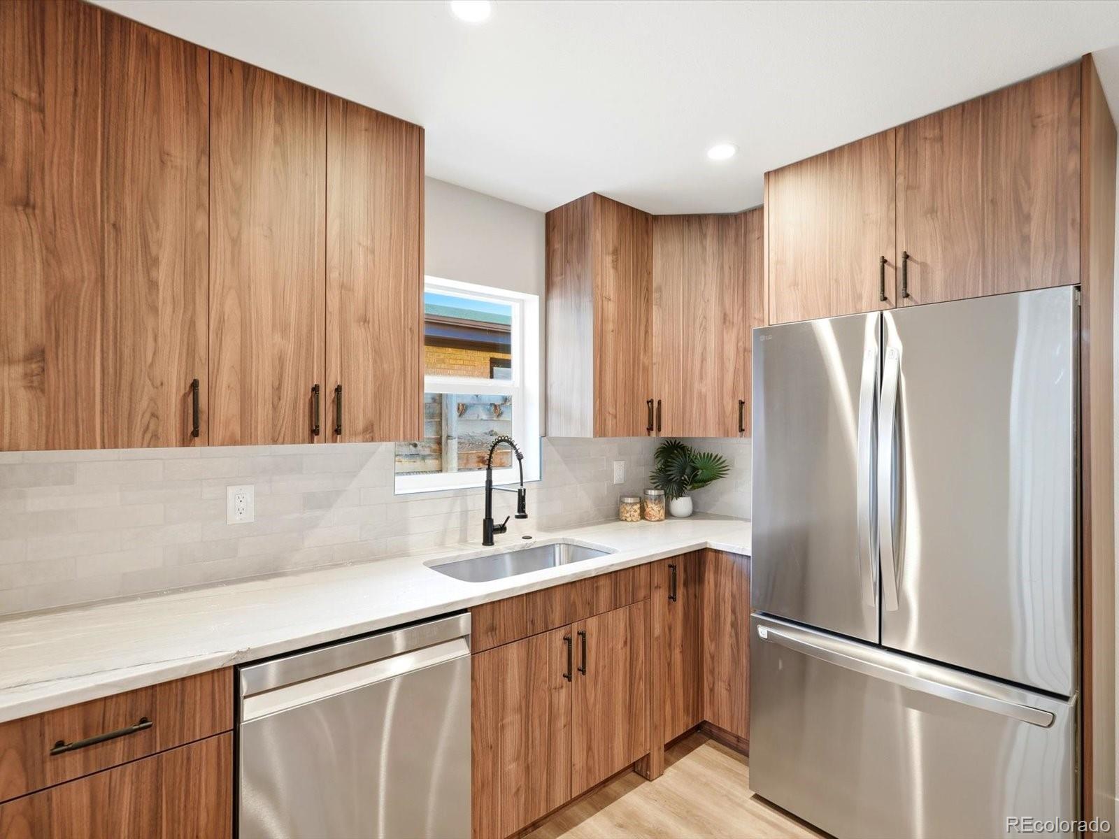 MLS Image #12 for 3550 n vine street,denver, Colorado