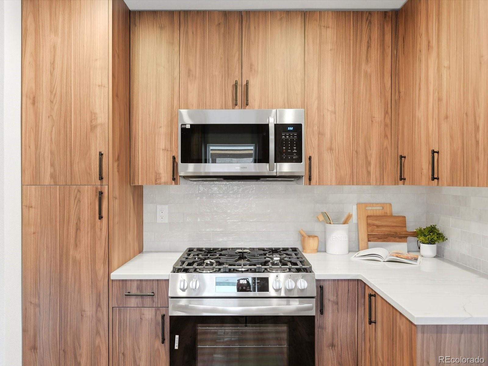 MLS Image #14 for 3550 n vine street,denver, Colorado