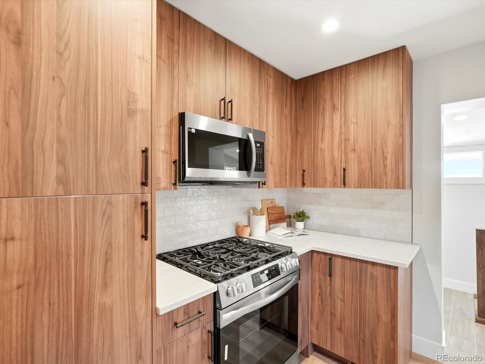 MLS Image #15 for 3550 n vine street,denver, Colorado