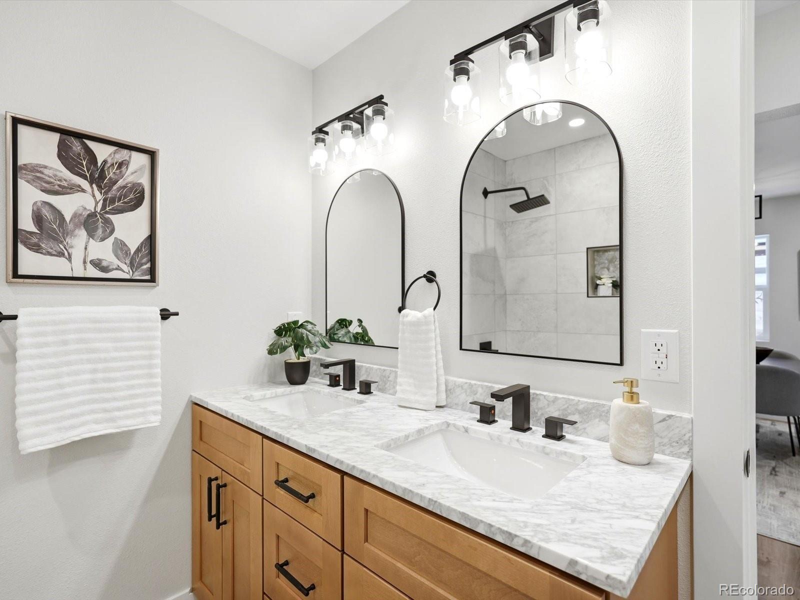 MLS Image #26 for 3550 n vine street,denver, Colorado