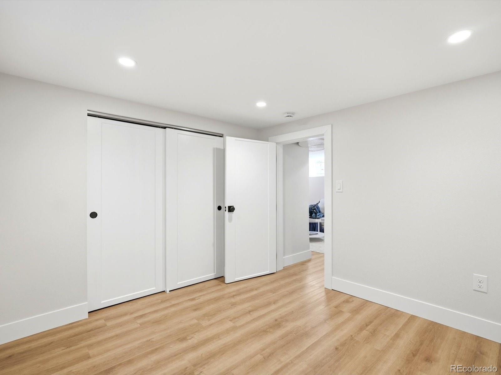 MLS Image #34 for 3550 n vine street,denver, Colorado