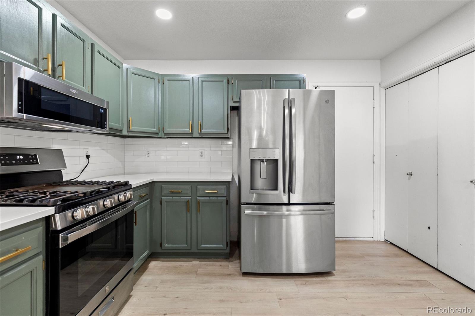 MLS Image #11 for 7045  routt street,arvada, Colorado