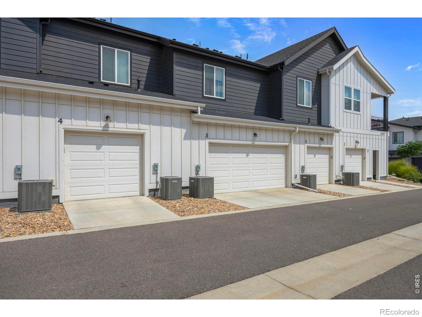 MLS Image #16 for 2102  setting sun drive,windsor, Colorado