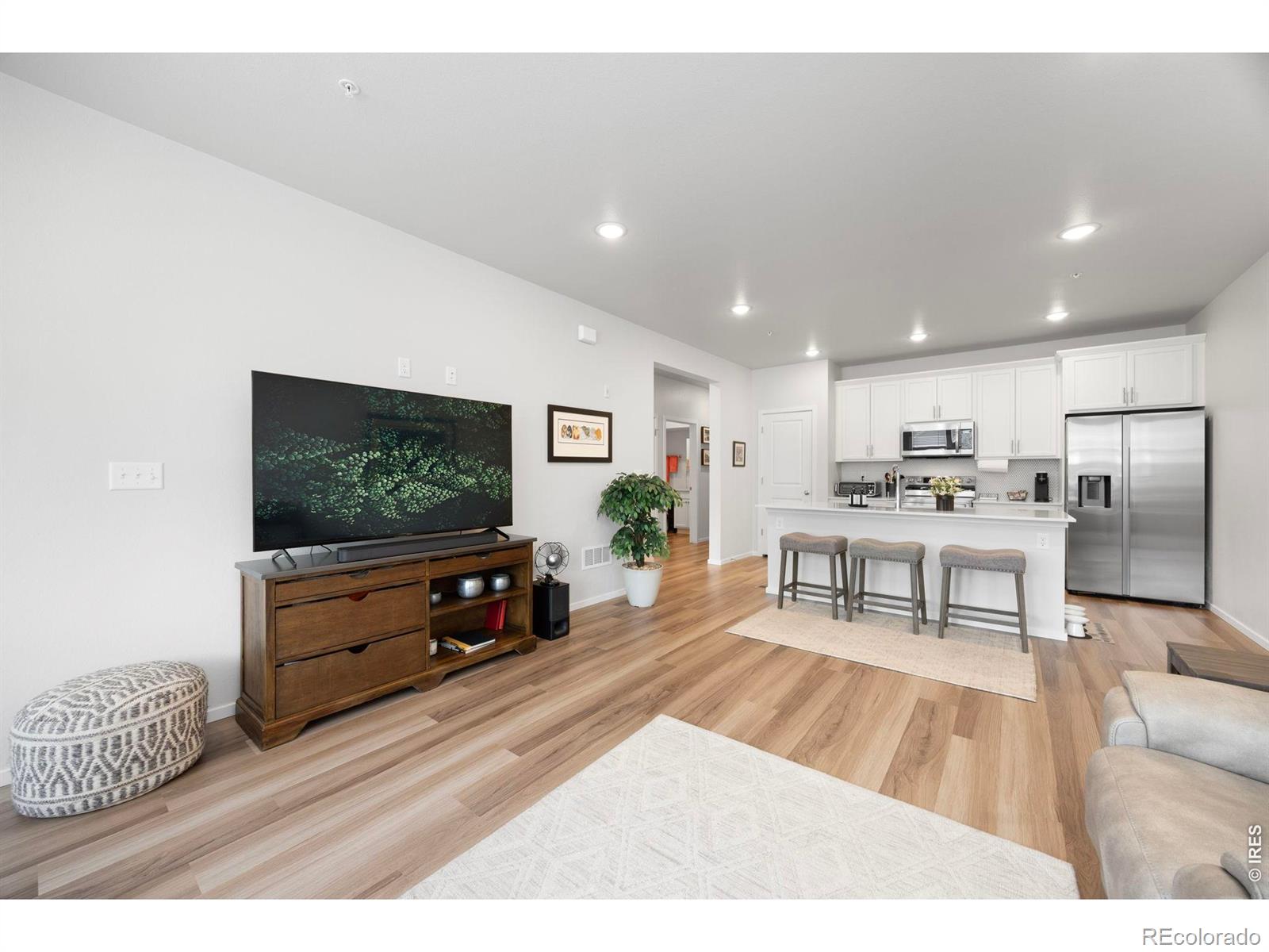 MLS Image #7 for 2102  setting sun drive,windsor, Colorado