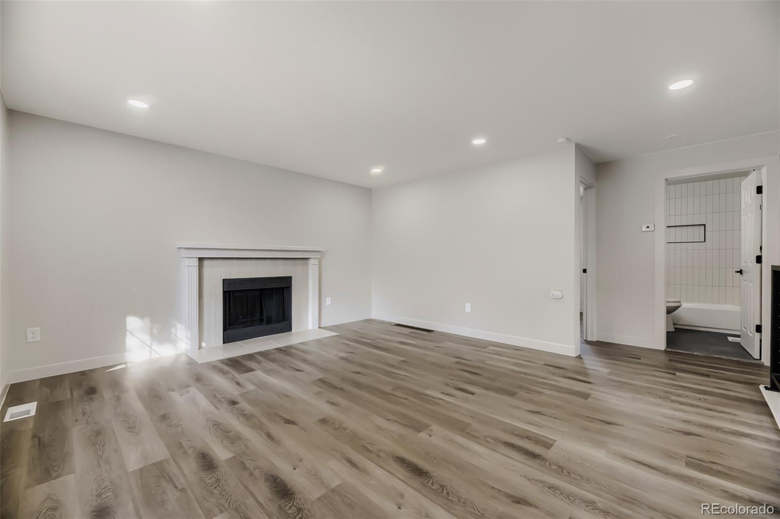 MLS Image #16 for 4710  enid way,denver, Colorado