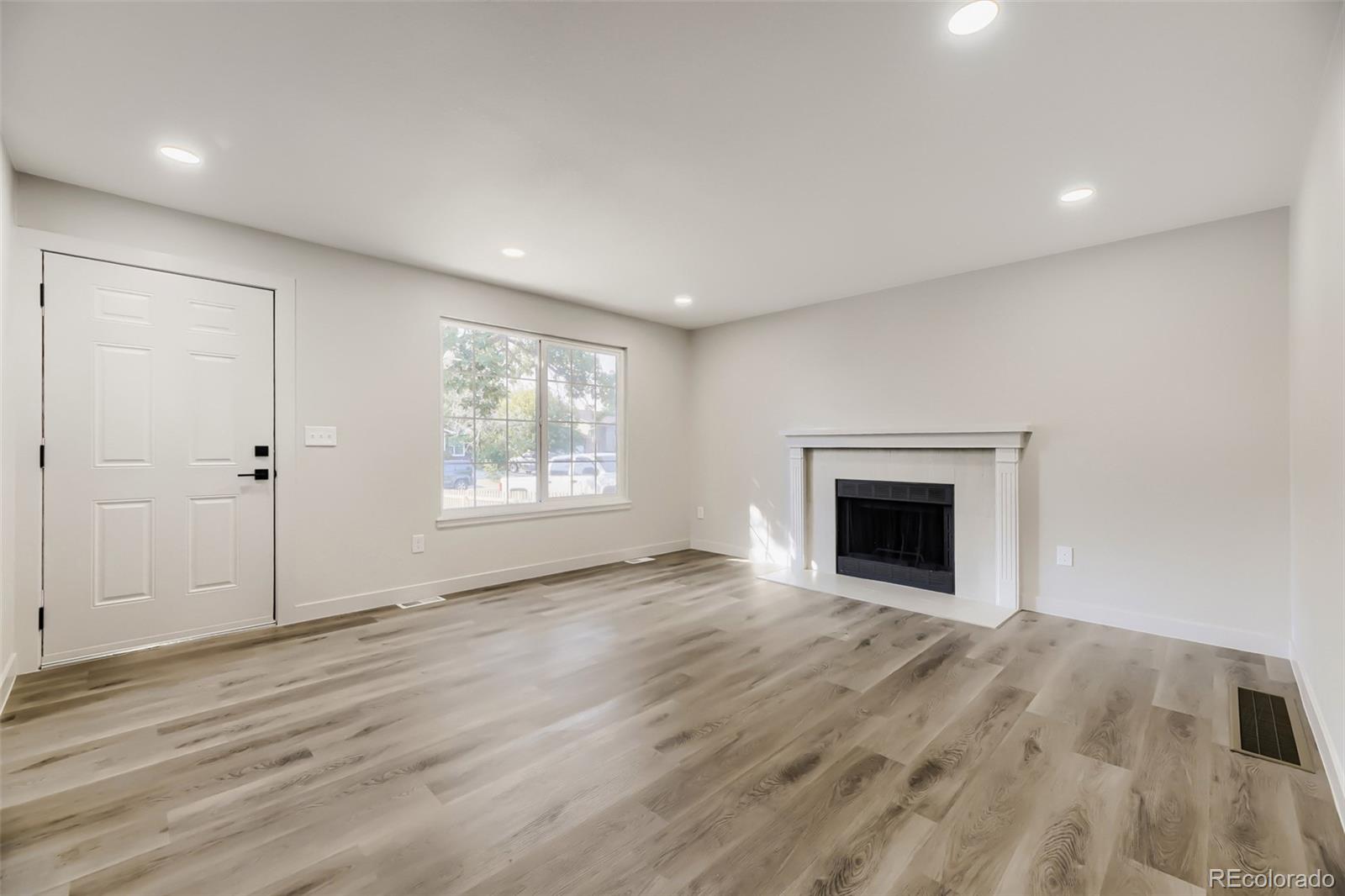 MLS Image #18 for 4710  enid way,denver, Colorado