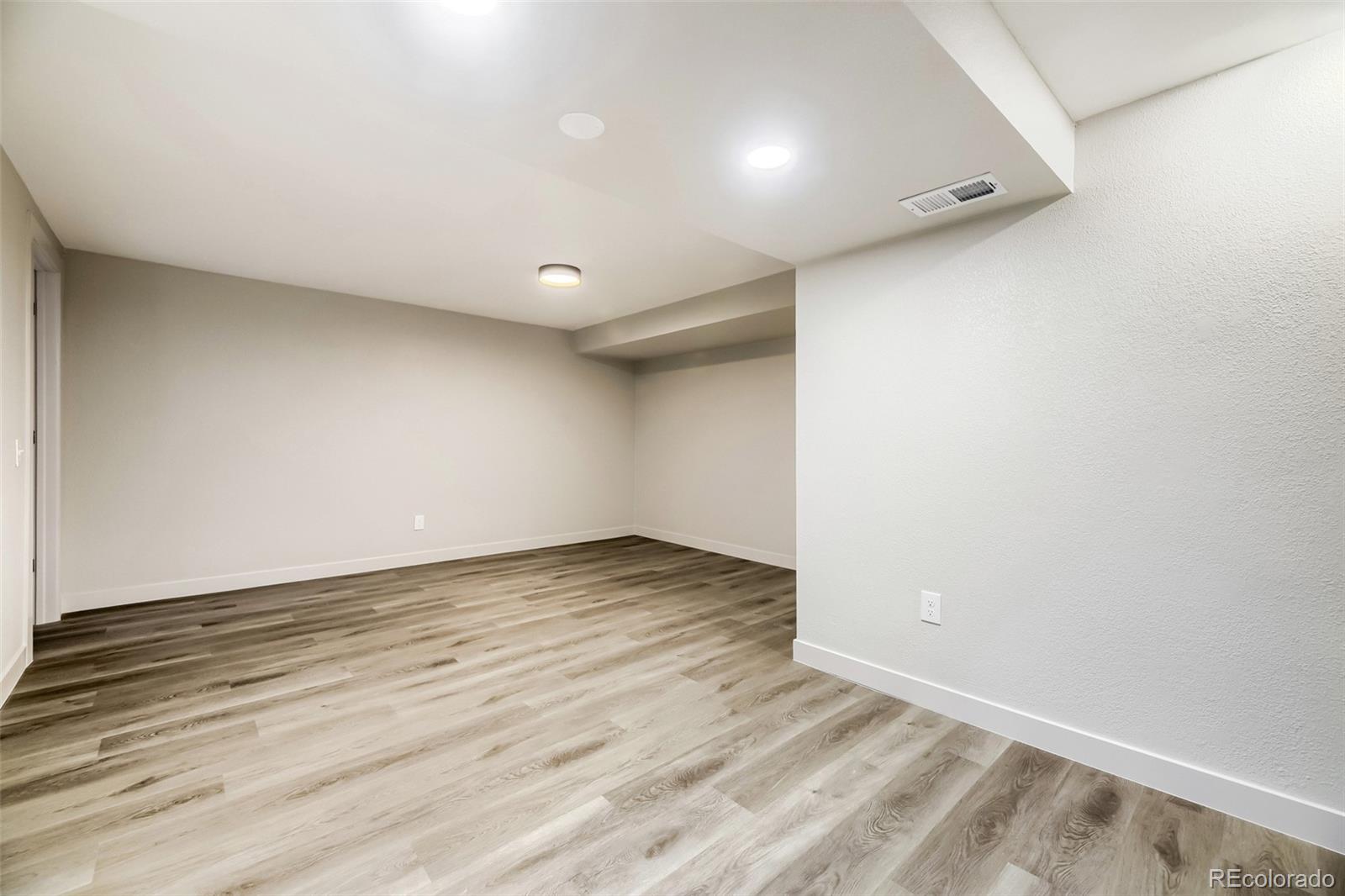 MLS Image #19 for 4710  enid way,denver, Colorado