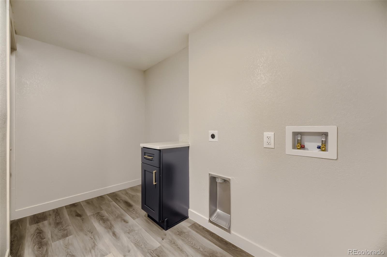 MLS Image #34 for 4710  enid way,denver, Colorado