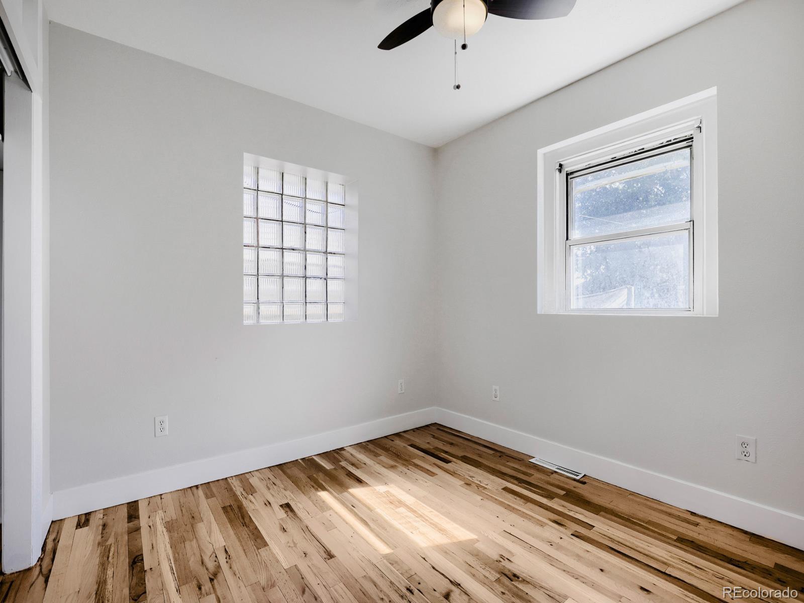MLS Image #13 for 690 s eliot street,denver, Colorado