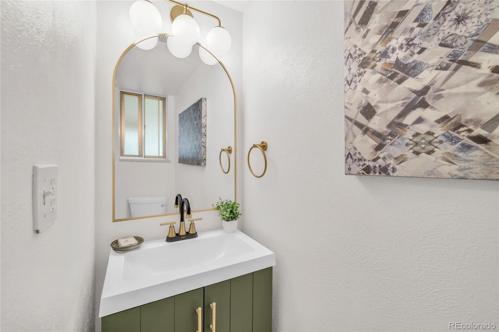 MLS Image #32 for 1569 s lee street,denver, Colorado