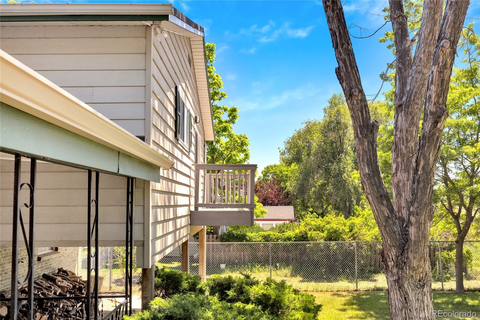 MLS Image #46 for 1569 s lee street,denver, Colorado