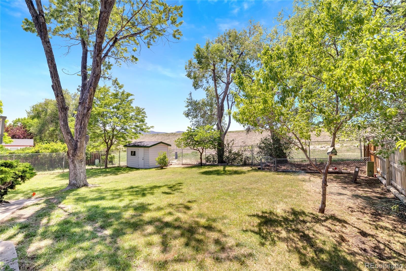 MLS Image #47 for 1569 s lee street,denver, Colorado