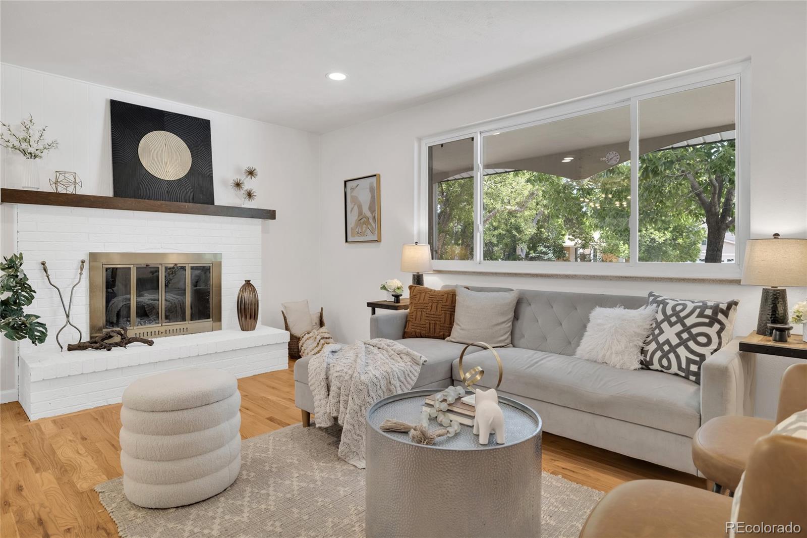 MLS Image #5 for 1569 s lee street,denver, Colorado