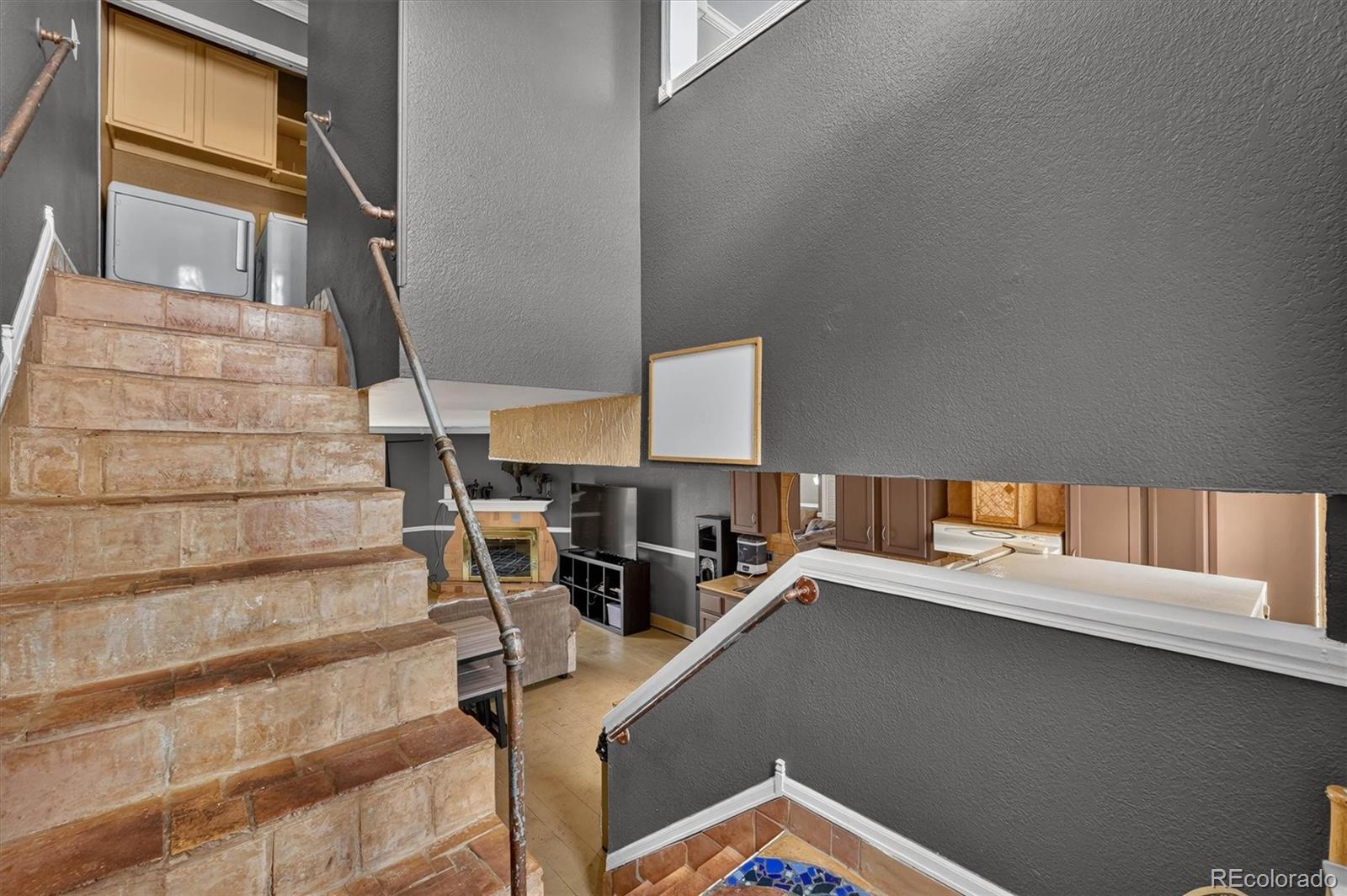 MLS Image #10 for 9431  lou drive,denver, Colorado