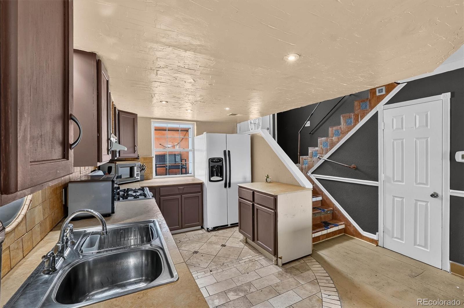 MLS Image #14 for 9431  lou drive,denver, Colorado