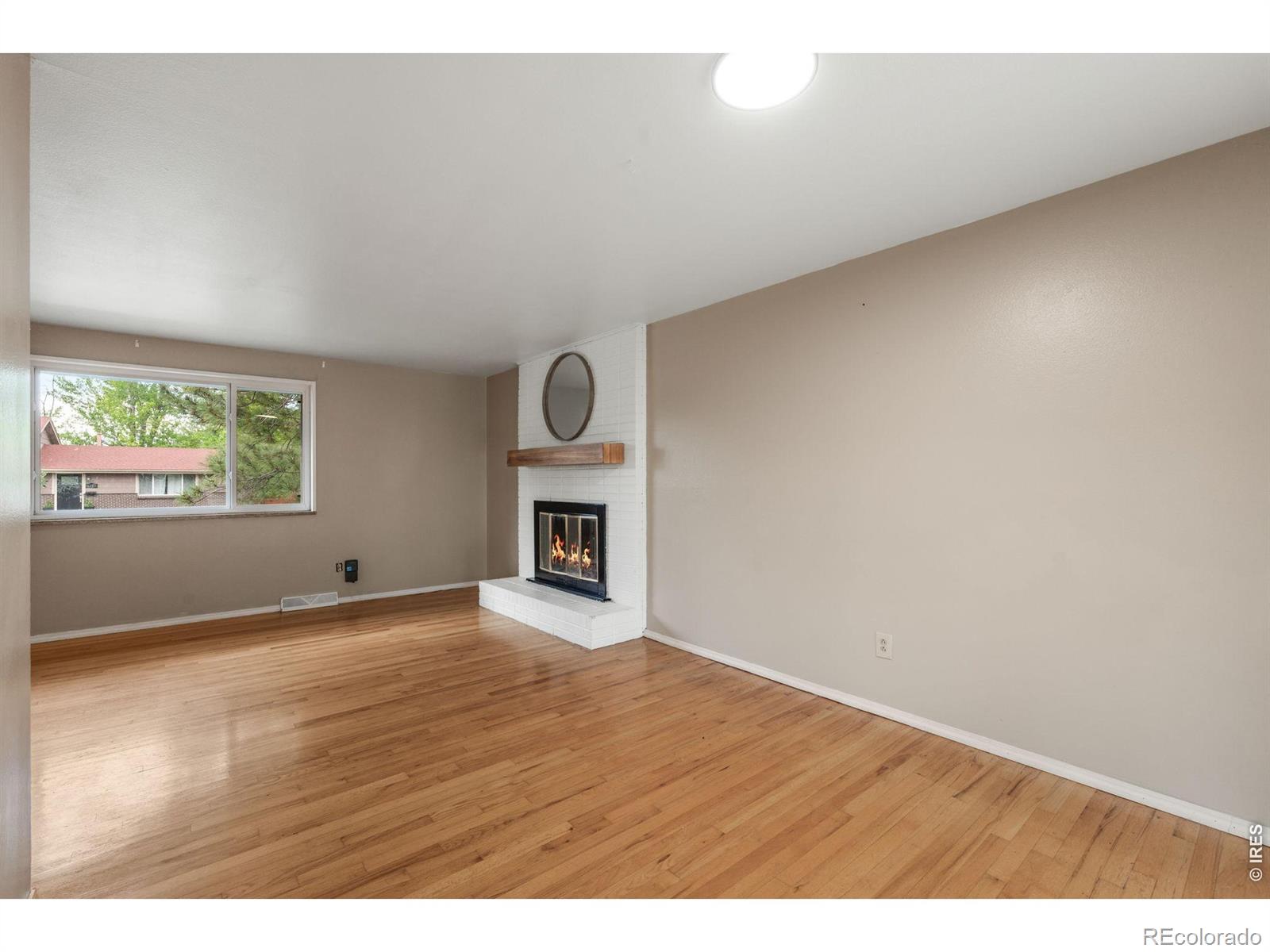 MLS Image #10 for 6128 s madison court,littleton, Colorado