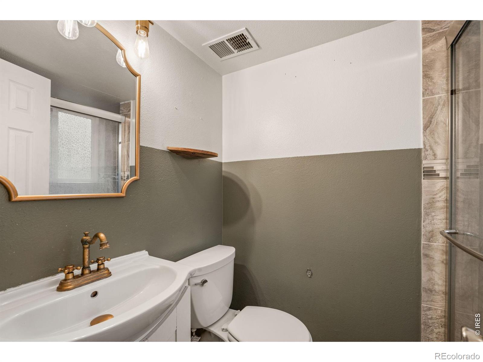MLS Image #32 for 6128 s madison court,littleton, Colorado