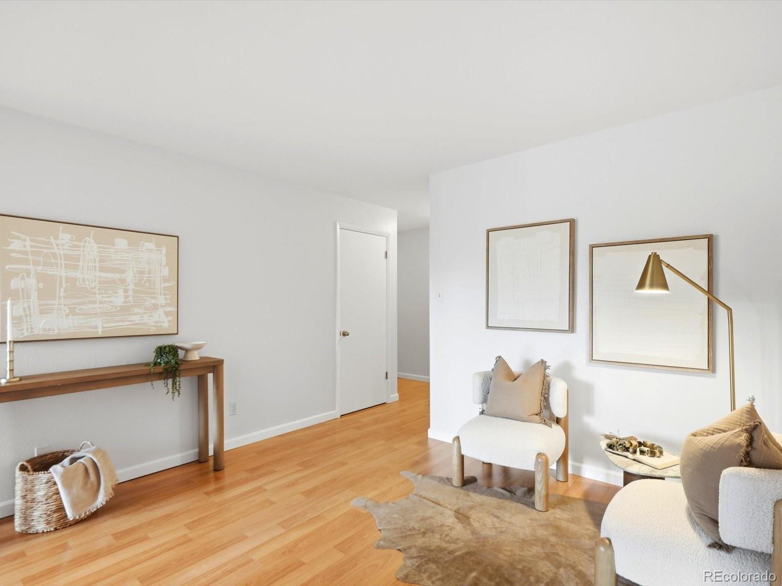 MLS Image #3 for 252 n pennsylvania street,denver, Colorado