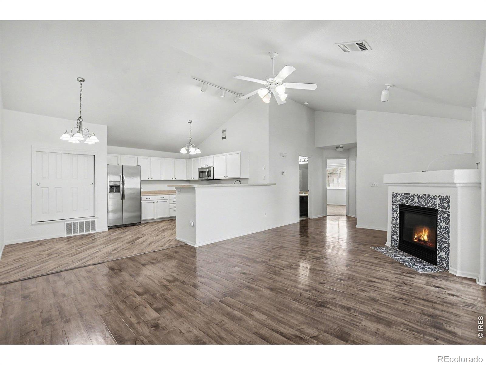 MLS Image #3 for 3261 e 103rd place 1208,thornton, Colorado
