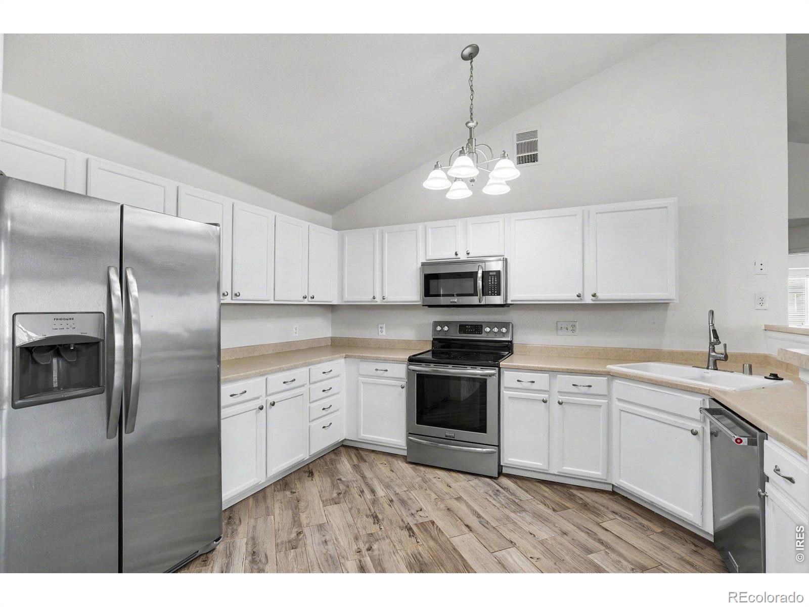 MLS Image #9 for 3261 e 103rd place 1208,thornton, Colorado